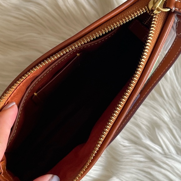 CH491 - Disney X Coach Kitt Messenger Crossbody in Signature Textile Jacquard - Picture 11 of 12